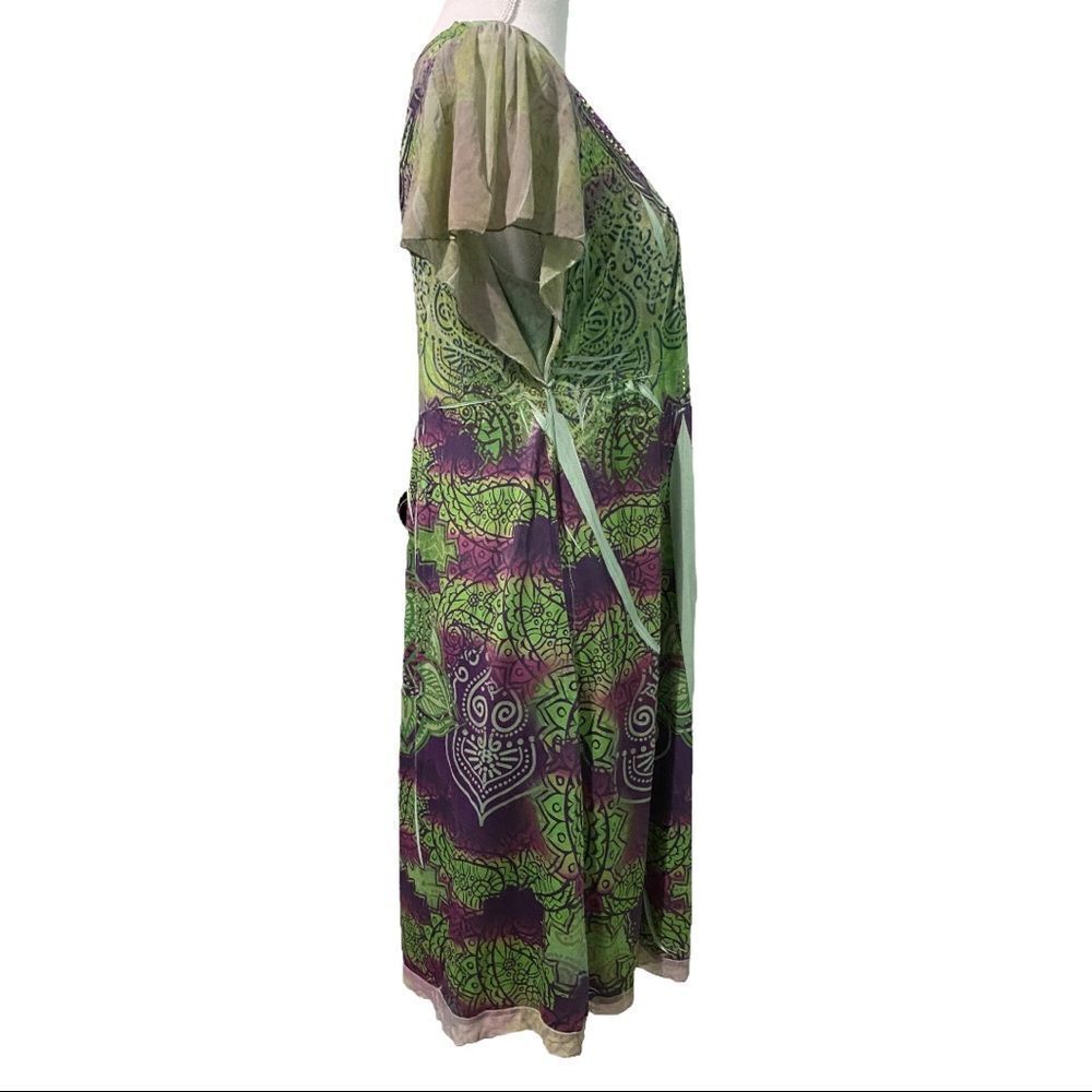 Unity World Wear V-neck Dress - Picture 5 of 9